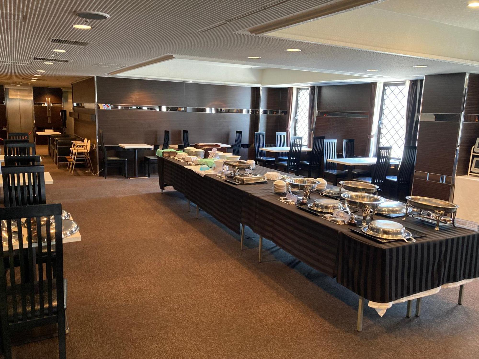 Oita Regal Hotel Bagian luar foto