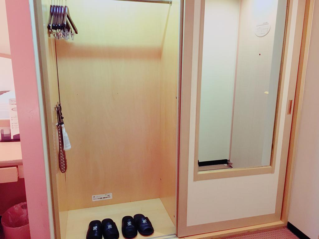 Oita Regal Hotel Bagian luar foto